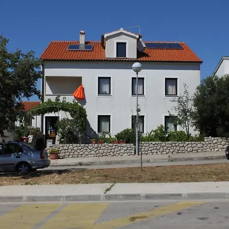 8090c * Mali Lošinj